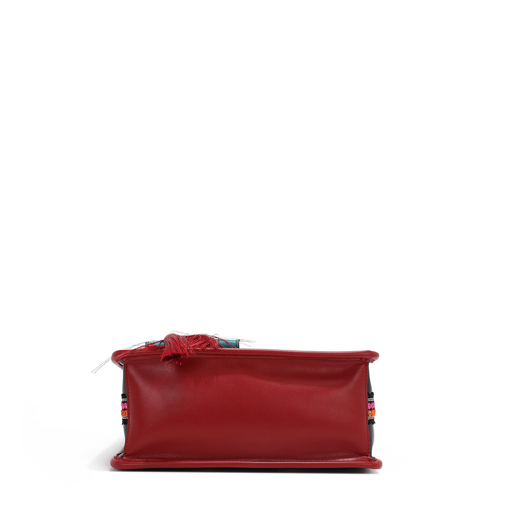 ALB17011 AKIKO LA BELELZA