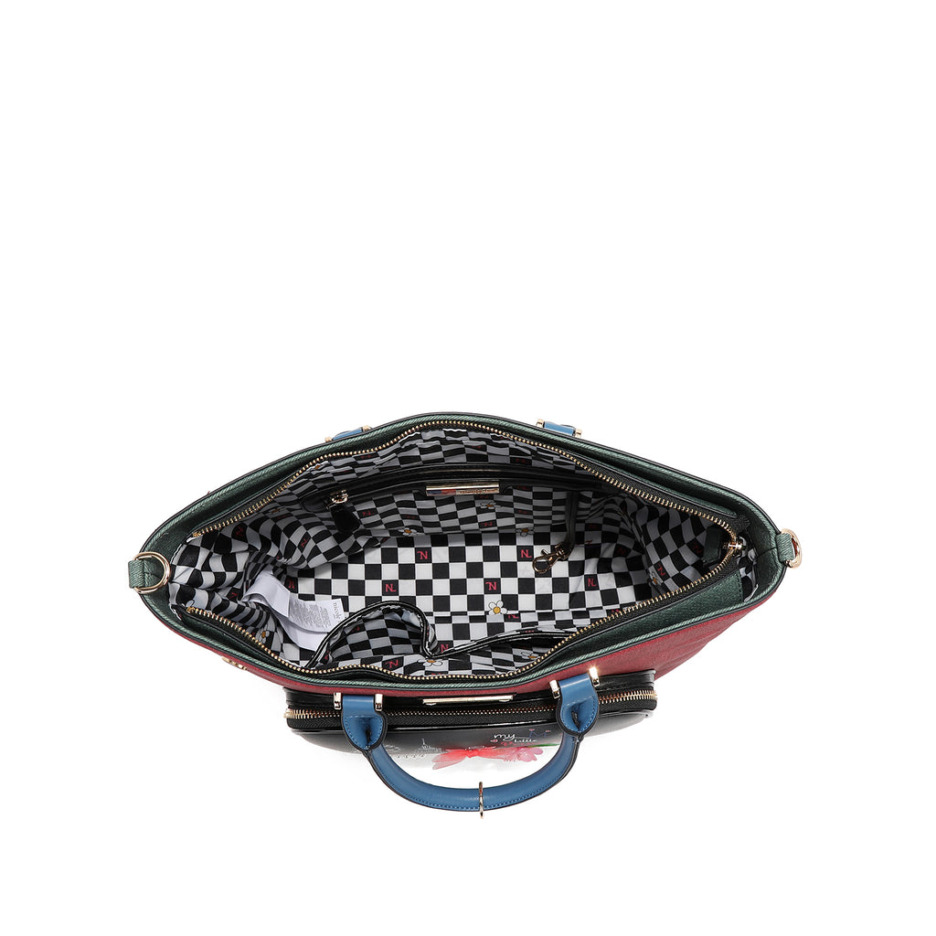 FY17073 FAMILY YEARBOOK