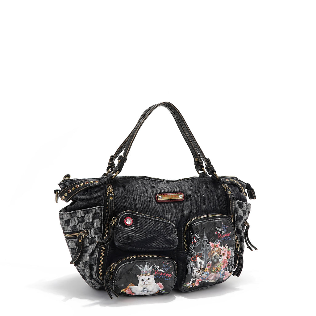 JS17137 FAMILY YEARBOOK