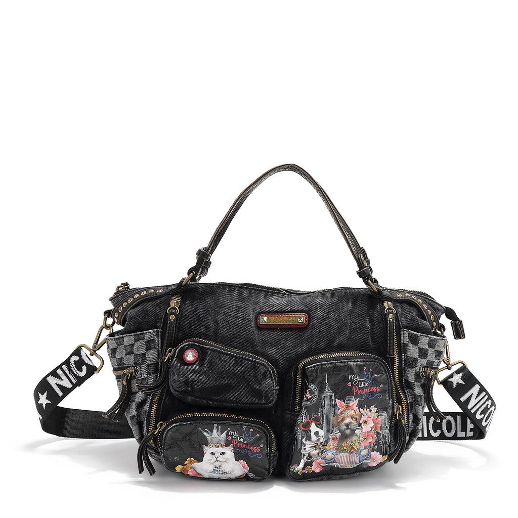 JS17137 FAMILY YEARBOOK