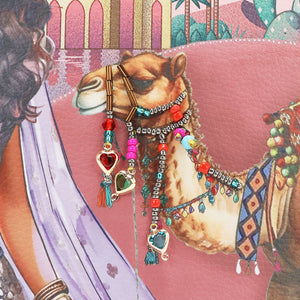 QC17273 QUEEN CLEOPATRA MOCHILA DE LA REINA CLEOPATRA 2 bolsillos interiores delanteros deslizantes para guardar el teléfono inteligente y la billetera